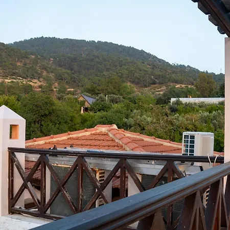 Kollectiva - Peace, Relaxation And Much More * Pomos